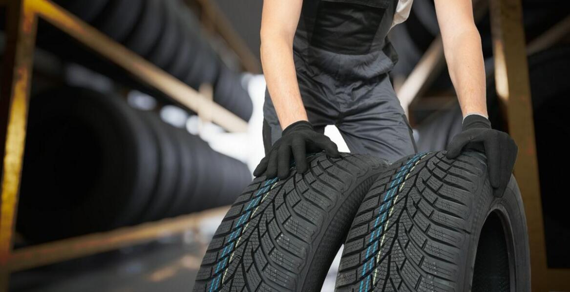 Dlaczego warto przechowywać opony w specjalistycznym serwisie?