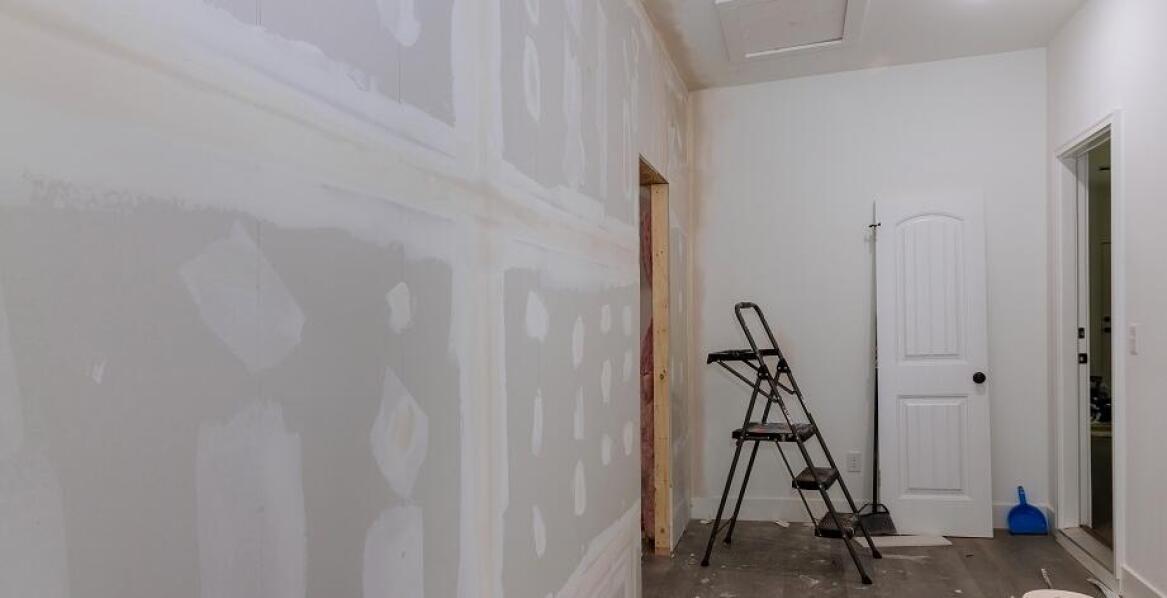 Jak unikać problemów podczas wykończenia wnętrz dzięki profesjonalistom?