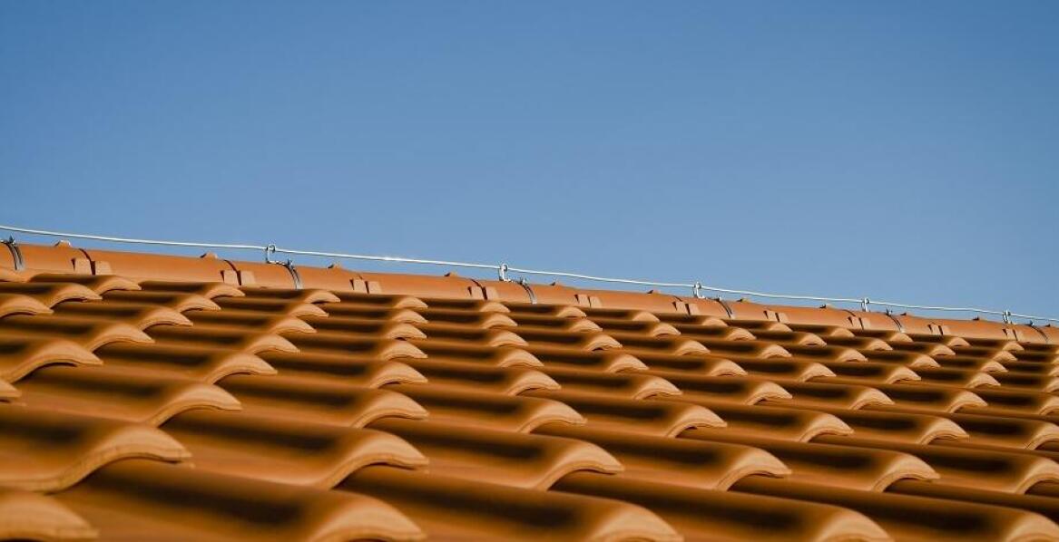 Wpływ profesjonalnego doradztwa dekarskiego na wybór pokrycia dachowego