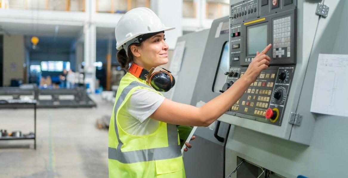 Jak szybka reakcja na awarie wpływa na ciągłość produkcji?