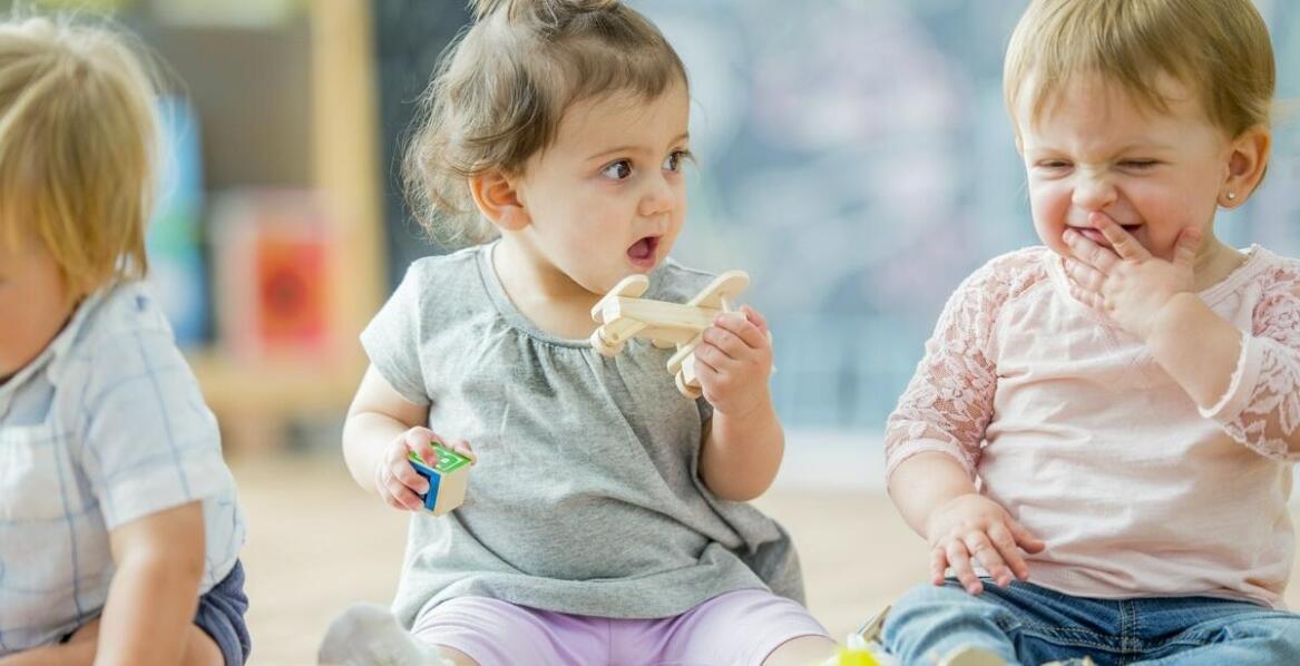 Zespół darmowych żłobków a rozwój dziecka - co warto wiedzieć?