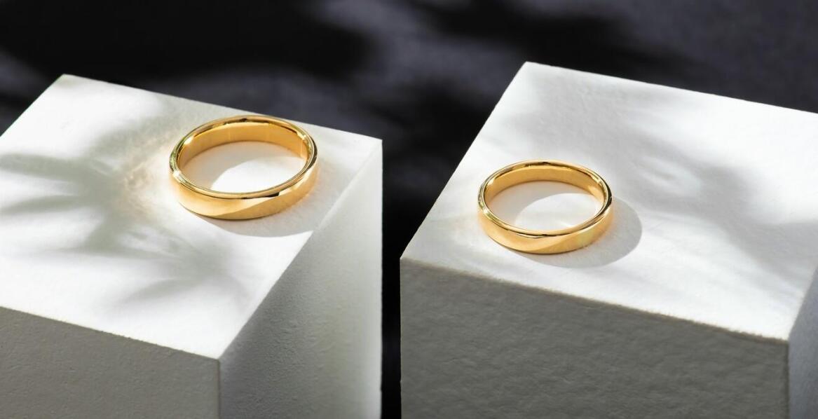 Jakie znaczenie mają tradycje rodzinne przy wyborze złotych obrączek ślubnych?
