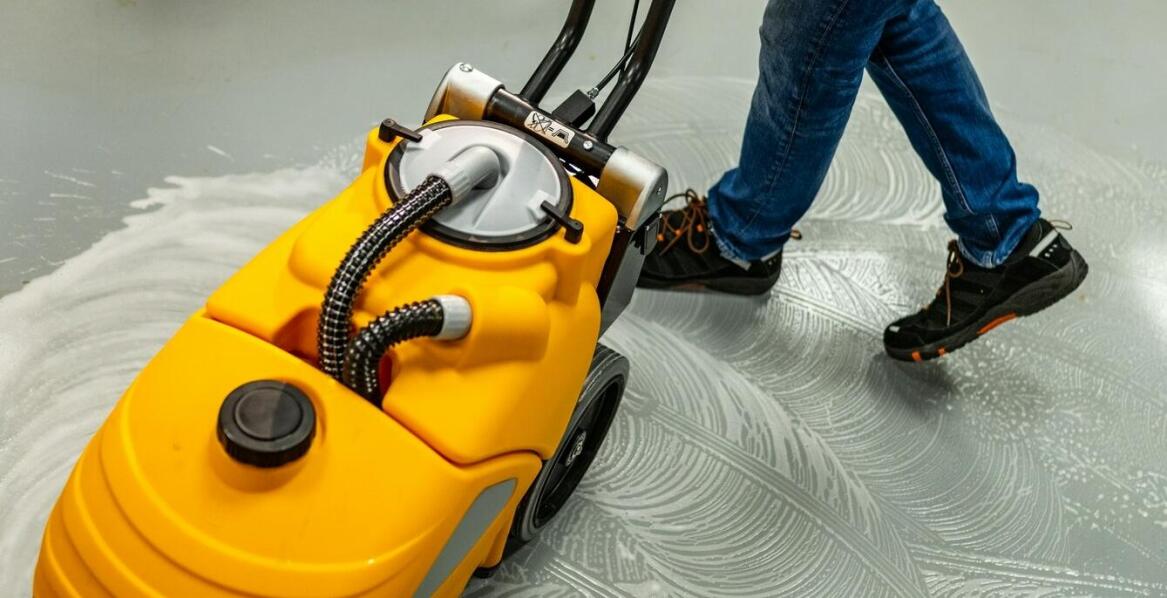 Jak odkurzacz przemysłowy wspiera zrównoważony rozwój w przedsiębiorstwach?