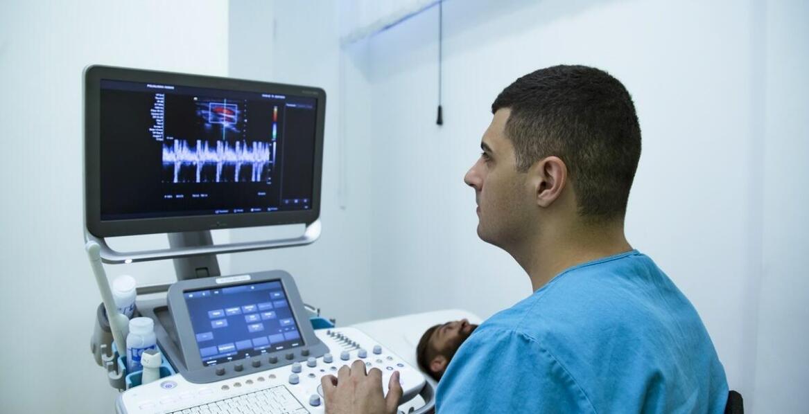 Jakie cechy powinien mieć idealny ultrasonograf do diagnostyki naczyniowej?