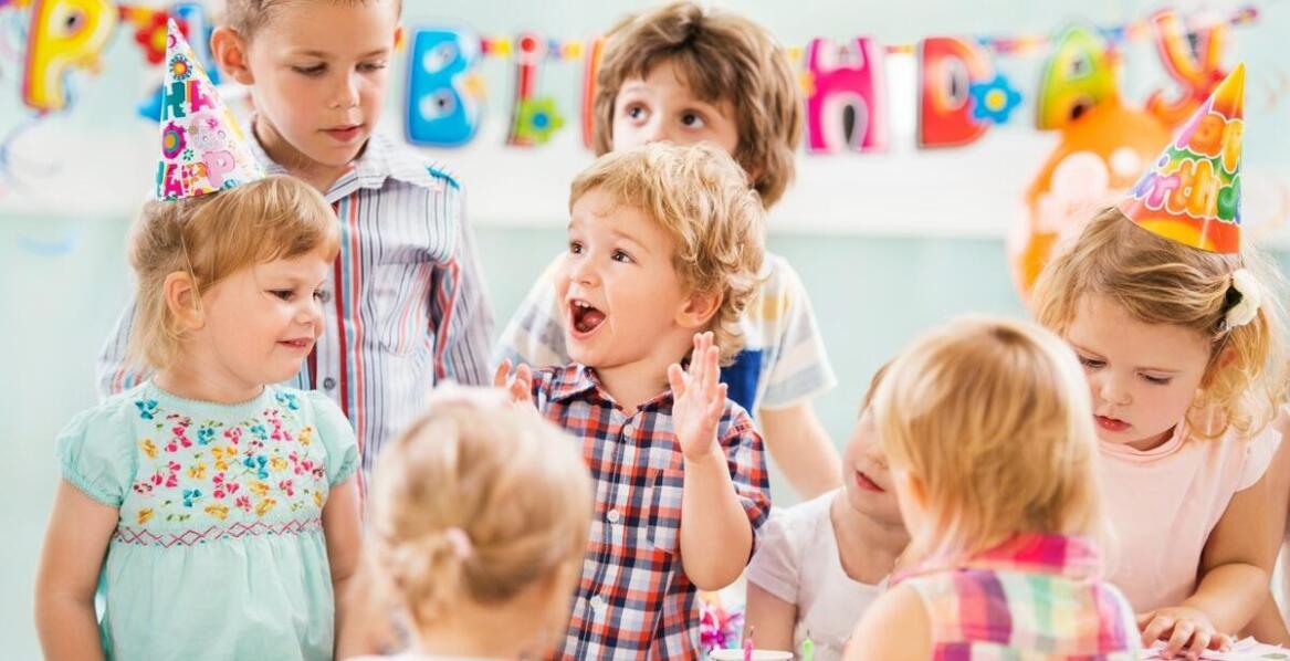 Jakie atrakcje dzieci najczęściej wybierają podczas urodzin w Fabryce Śmiechu?