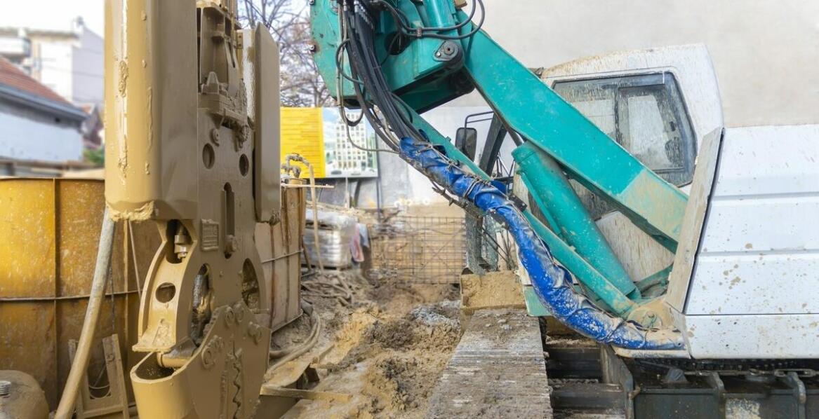 Dlaczego warto zlecić odwierty pod gruntowe kolektory specjalistom?