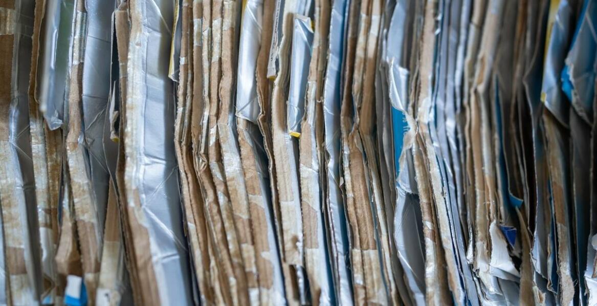 Jakie czynniki wpływają na ceny skupu makulatury?