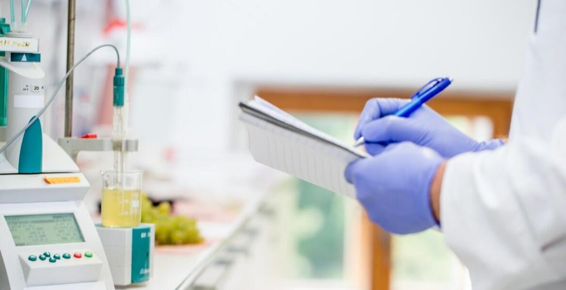 Termiczno-chemiczne metody dezynfekcji – jak łączą bezpieczeństwo ze skutecznością?