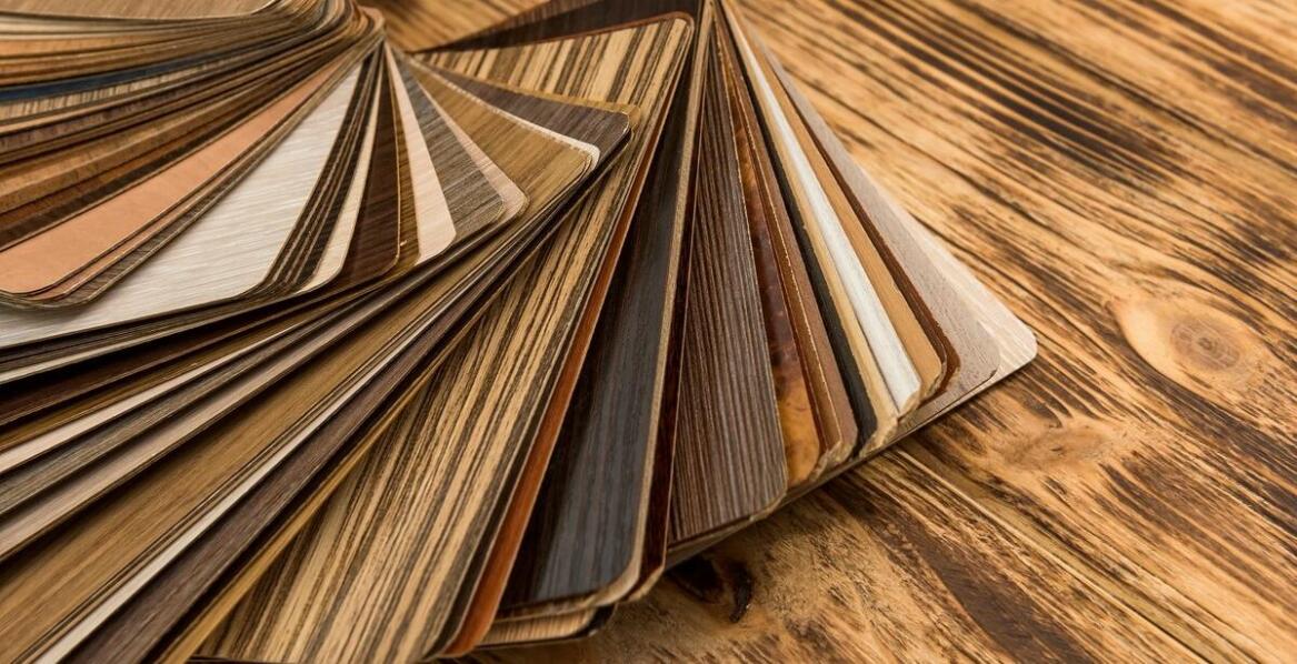 Wizytówki jako element budowania wizerunku marki: co warto wiedzieć?