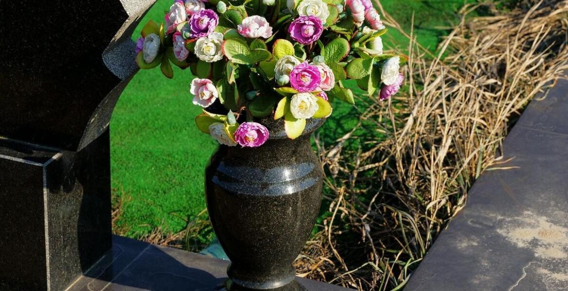 3D zdjęcia nagrobkowe: co wpływa na ich estetyczny wygląd i trwałość?