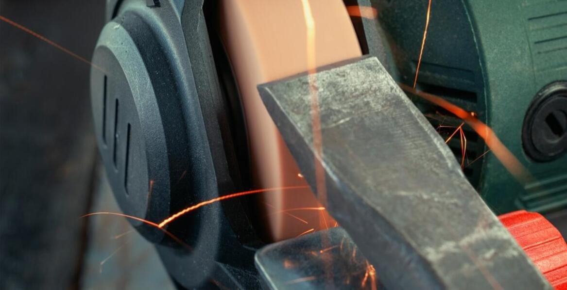 Cynowanie stali jako metoda przedłużania żywotności maszyn.