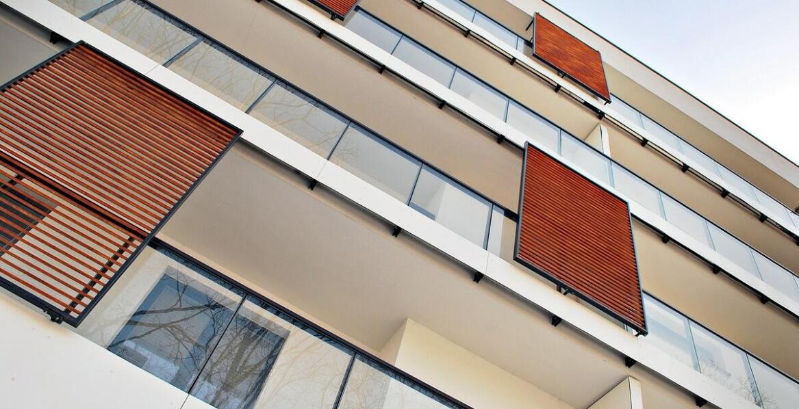 Jak stalowe profile wpływają na wygląd nowoczesnych elewacji?