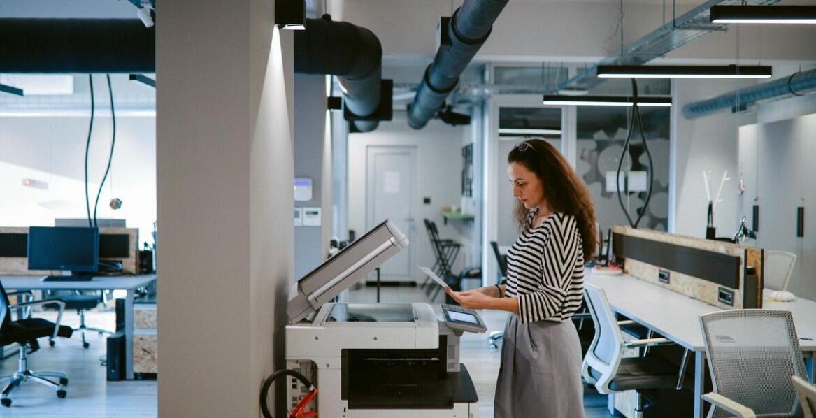 Jak detektyw w Białymstoku pomaga w zabezpieczaniu tajemnic firmowych?