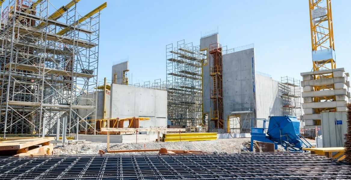 Jakie zmiany w przepisach dotyczących CE mogą wpłynąć na branżę budowlaną?