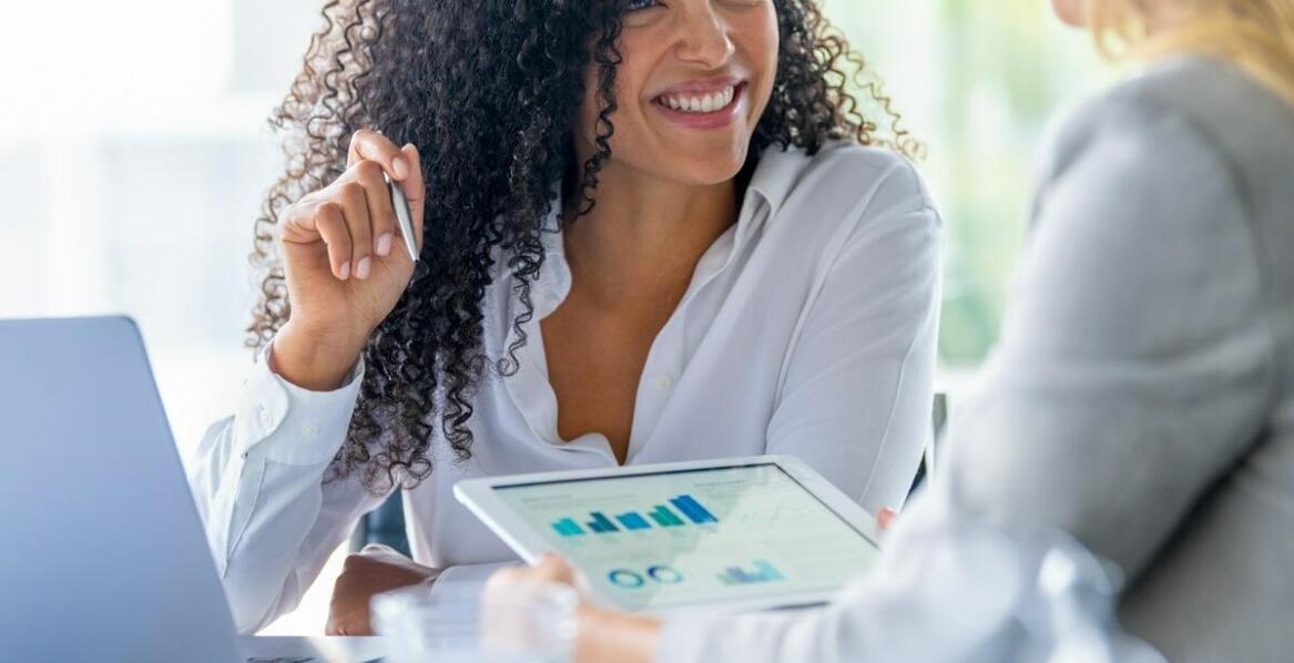 Jakie środowiskowe korzyści można osiągnąć dzięki białym certyfikatom?