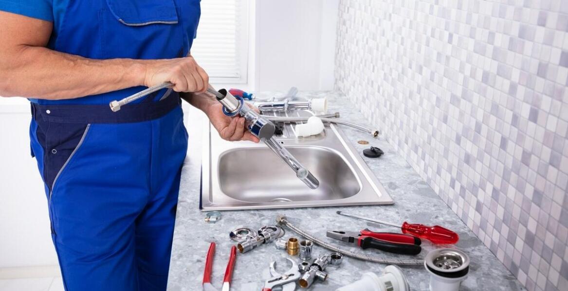 Usługi hydrauliczne w Wołominie – dlaczego warto zaufać specjalistom?