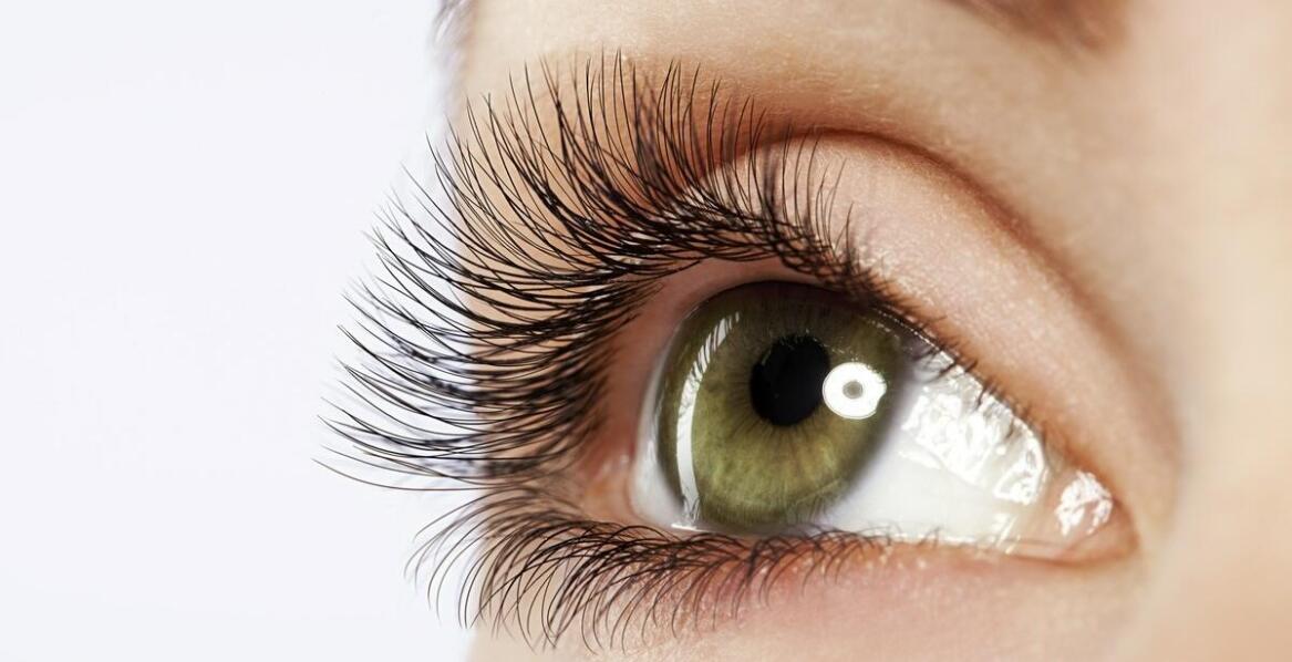 Czy laminacja rzęs jest odpowiednia dla każdego typu rzęs?