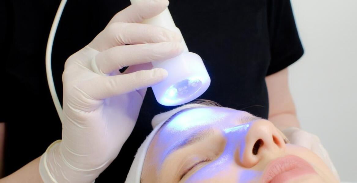 Termolifting NIR i RF - jak działa na skórę?