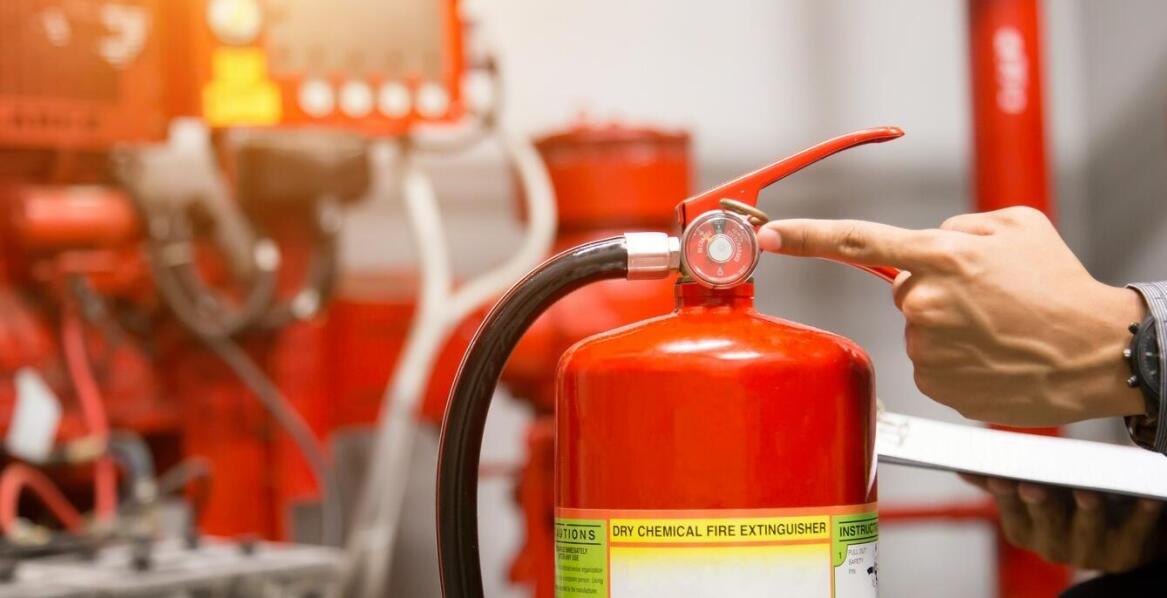 Znaczenie znaków PPOŻ w ochronie życia i mienia w przemysłowych obiektach