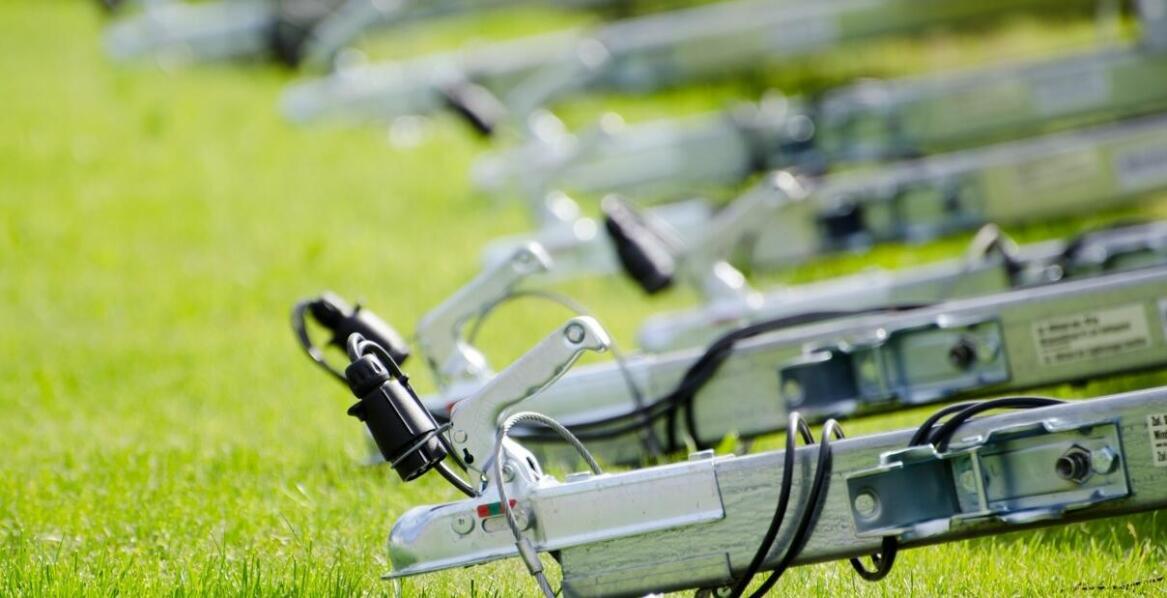 Jak homologacja wpływa na bezpieczeństwo użytkowania holowniczych haków?