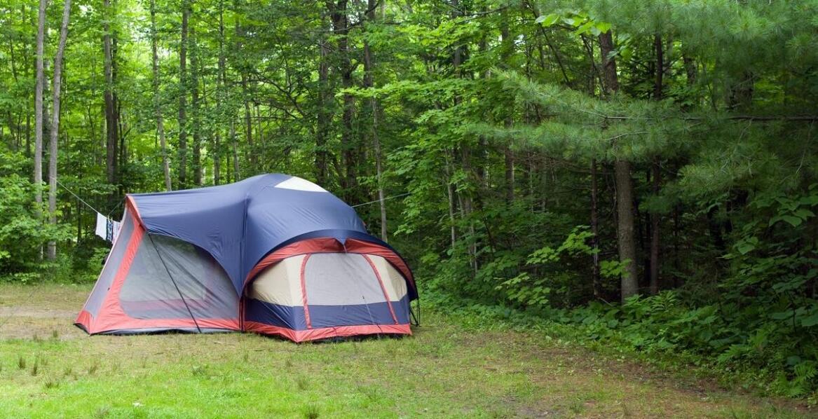 Zastosowanie 9-osobowego namiotu w organizacji rodzinnych spotkań