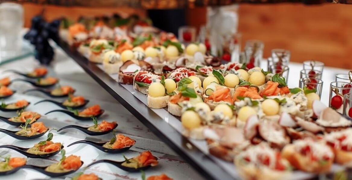 Menu degustacyjne – zaproszenie do świata nowych smaków w restauracji