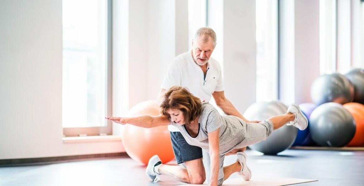 Jak funkcjonalny trening wspiera zdrowie kręgosłupa i stawów?