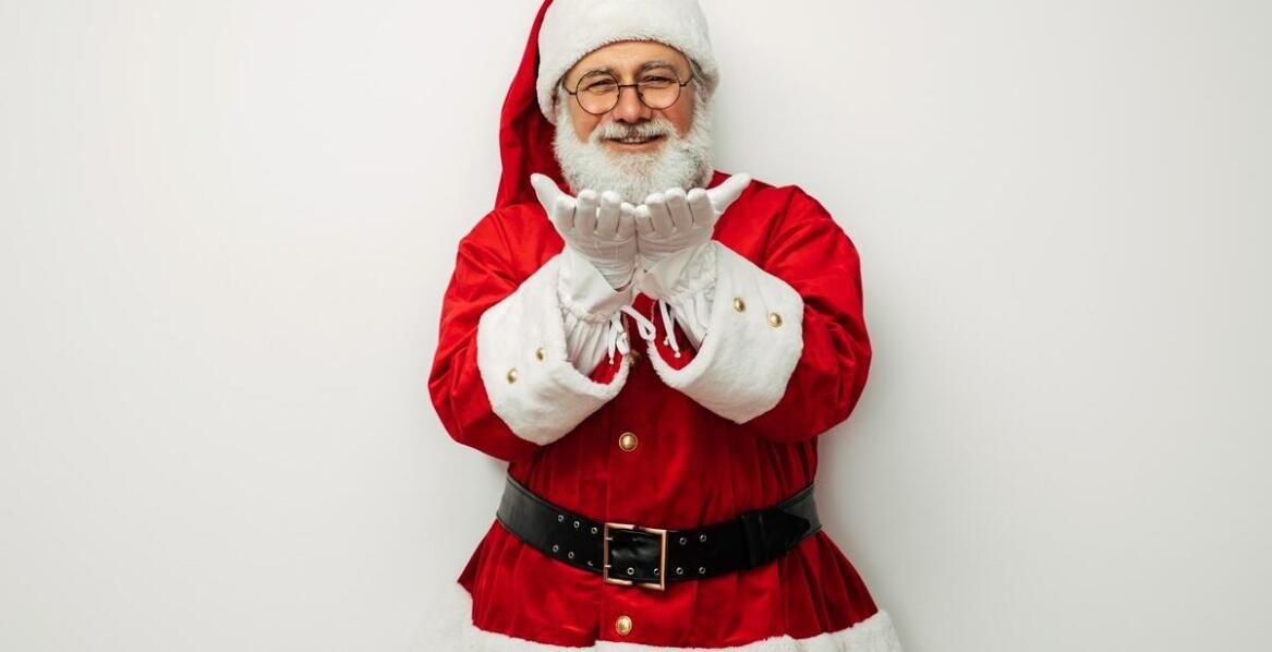 Jak projektować reklamówki z Mikołajem, aby były atrakcyjne dla dzieci i dla dorosłych?