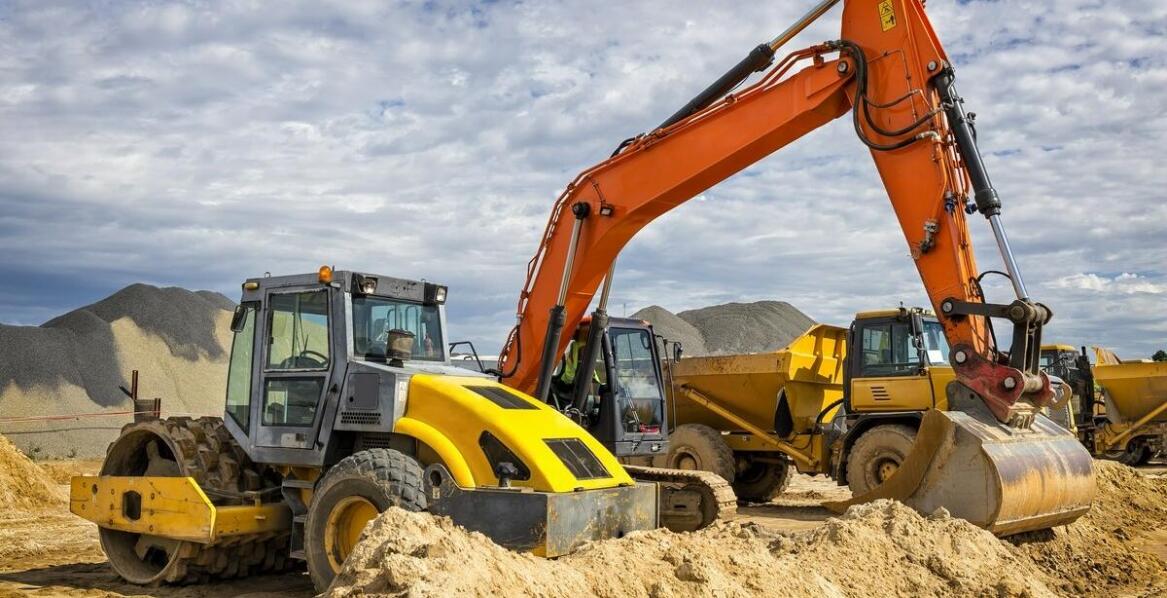 Jak jakość napędowych olejów wpływa na wydajność budowlanych maszyn?