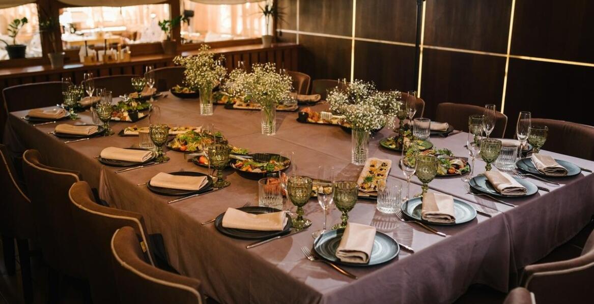 Dlaczego warto wybrać nasz catering na okolicznościowe imprezy?