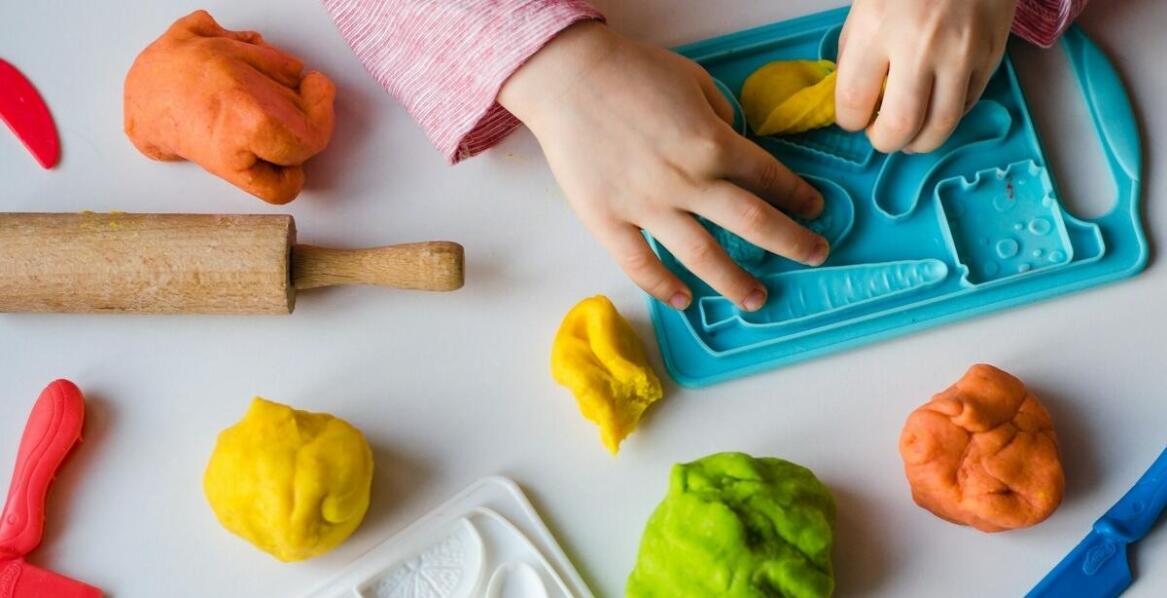 Dlaczego magnesy na lodówkę to świetny prezent dla każdego dziecka?