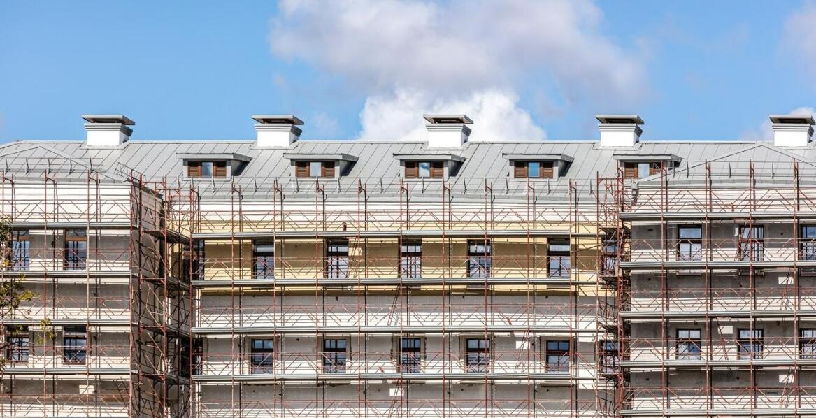 Przebudowa a adaptacja – różnice w podejściu projektowym