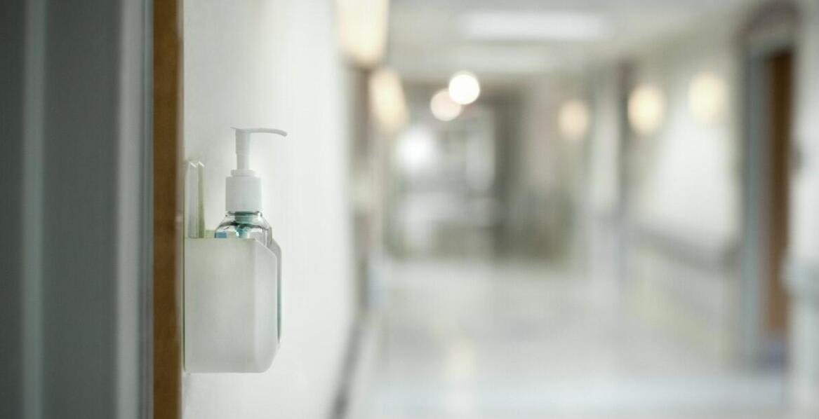 Jak szpitalne odbojnice mogą pomóc w spełnieniu norm higienicznych i bezpieczeństwa?