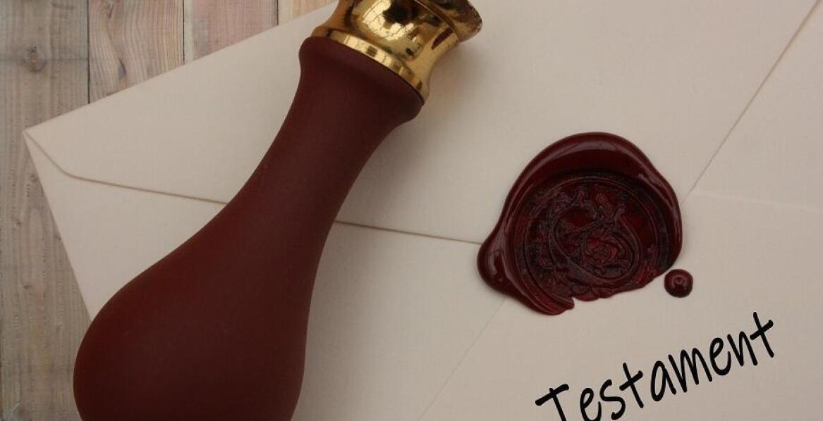 Jak przygotować testament, aby uniknąć późniejszych problemów prawnych?