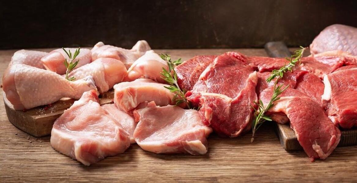 Jakie są korzyści z wyboru certyfikowanego mięsa w hurtowni?