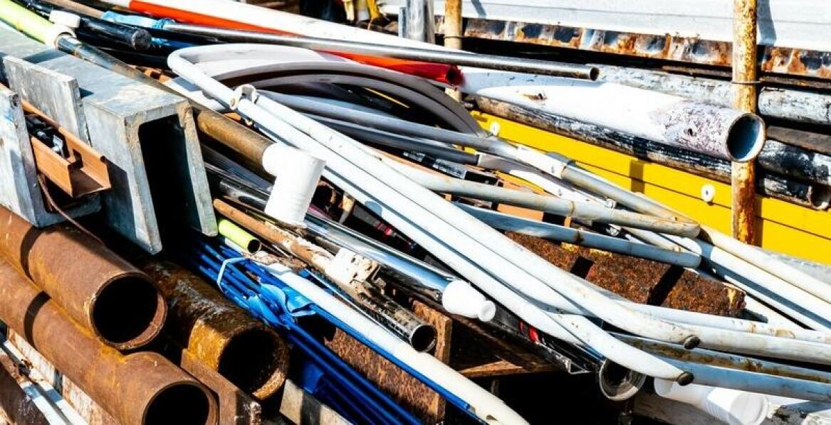 Cennik złomu w Toruniu: Jakie metale kolorowe oferują największy zysk?