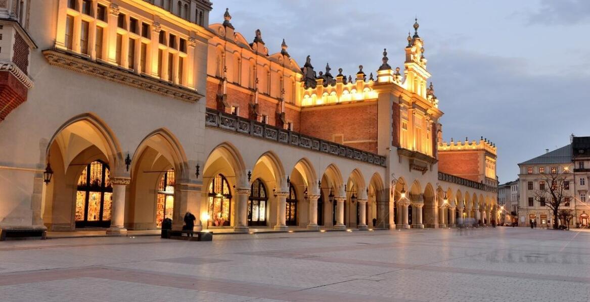 Wykorzystanie nowoczesnych narzędzi w brandingu w Krakowie