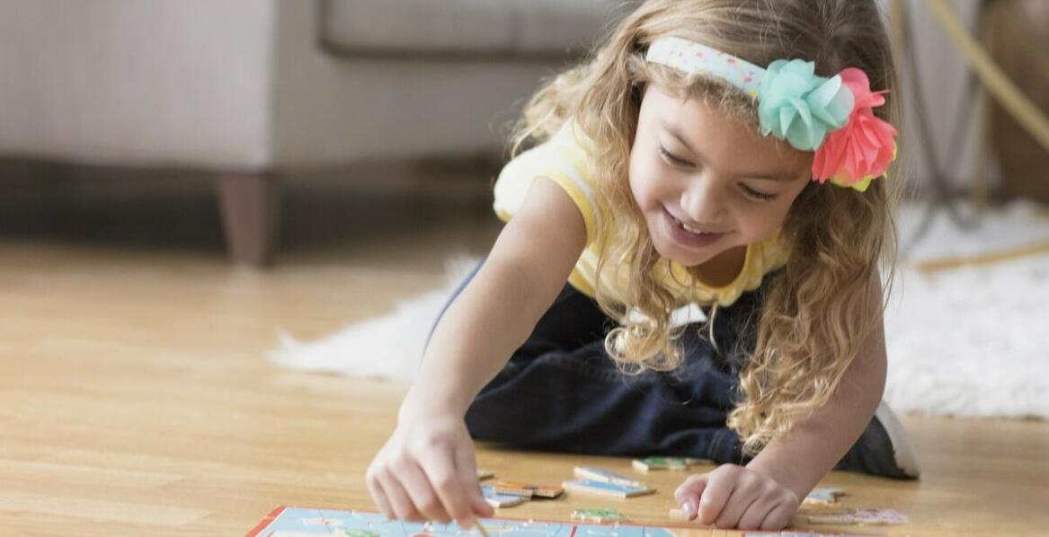 Jak dbać o puzzle drewniane, aby służyły przez lata?