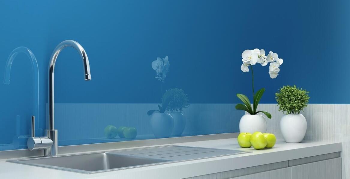 Zastosowanie dozownika do detergentu w codziennych kuchennych obowiązkach