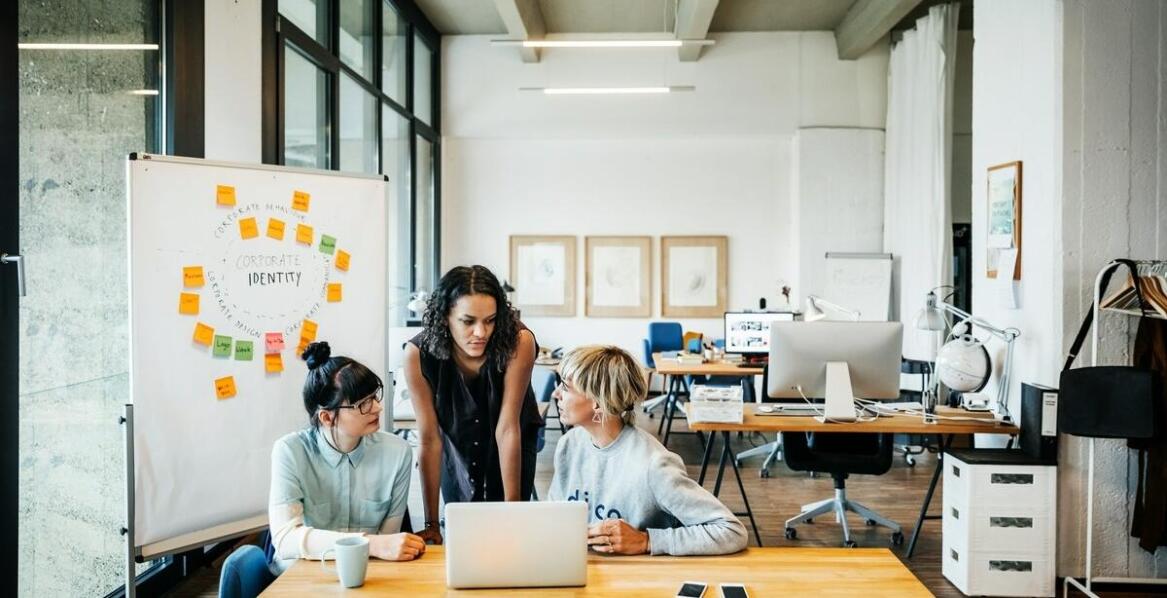 Jakie korzyści przynosi personalizacja webowych aplikacji dla biznesu?