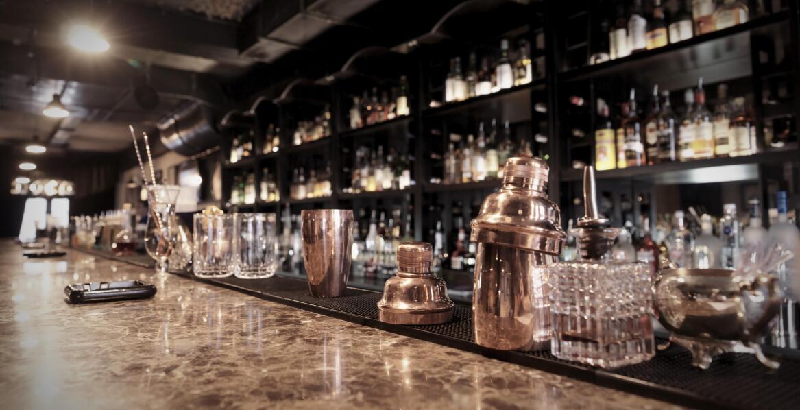 How to choose the right colour scheme for custom bar mats?