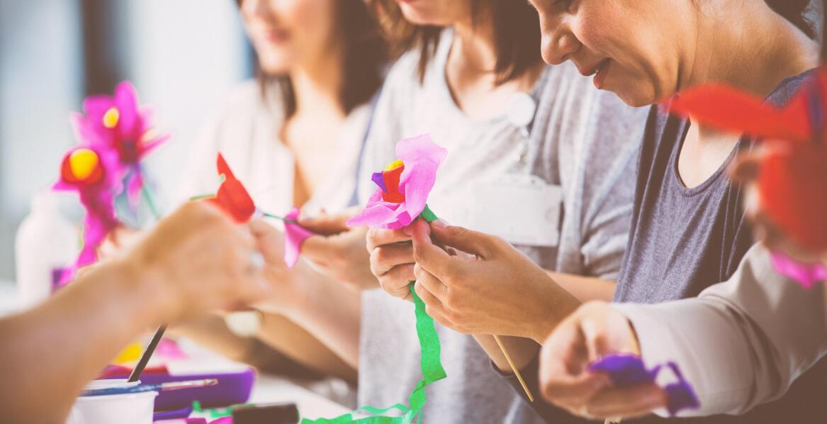 Warsztaty dla kobiet: jak sztuka pomaga w rozwoju osobistym?