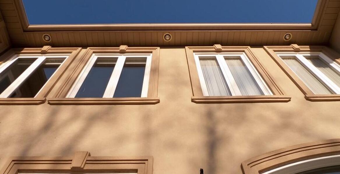 Dlaczego warto zainwestować w bonie elewacyjne okienne z EPS-100?