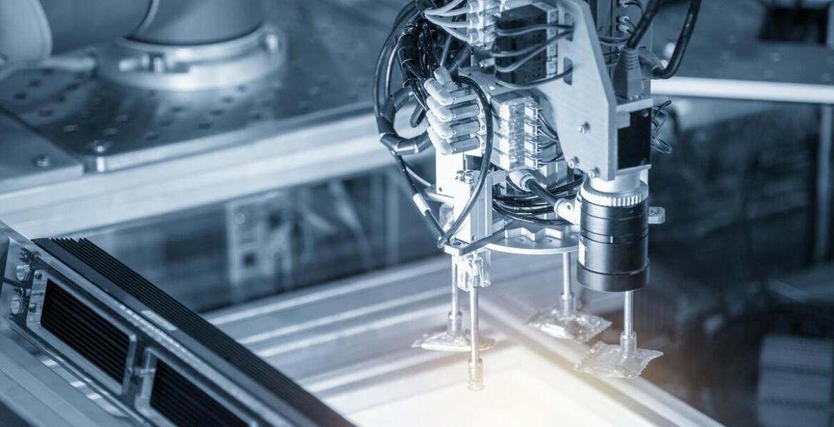 Welche Vorteile bietet der Einsatz der RTM-Technologie in der Automobilbranche?