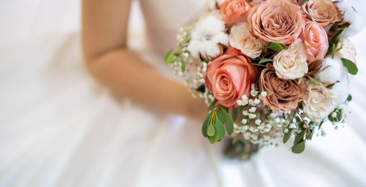 Jak przygotować się do sesji zdjęciowej w dniu ślubu?