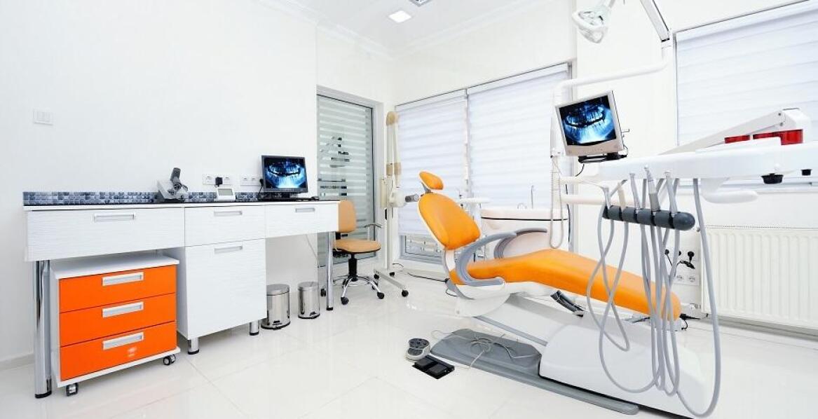 Jak działa stomatologiczne pogotowie i kiedy skorzystać z jego usług?