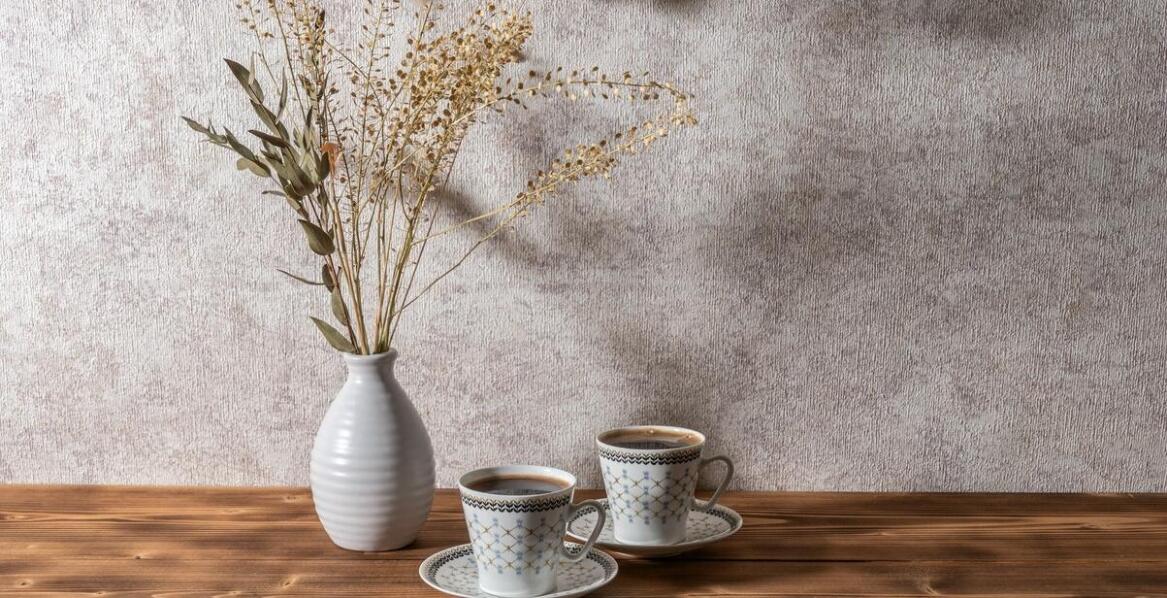 How can ceramic mugs enrich daily coffee rituals?