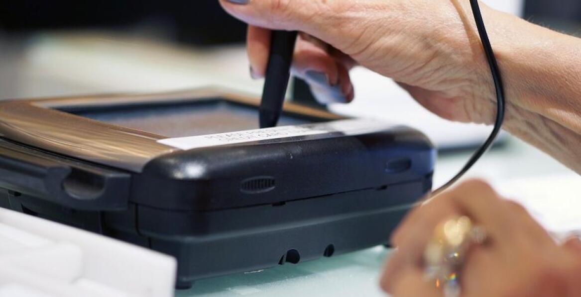 Wykorzystanie urządzeń do głosowania w stowarzyszeniach i fundacjach