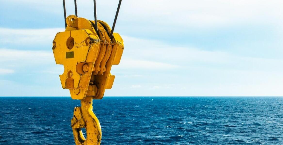 Wyroby ze stali nierdzewnej w projektach morskich konstrukcji