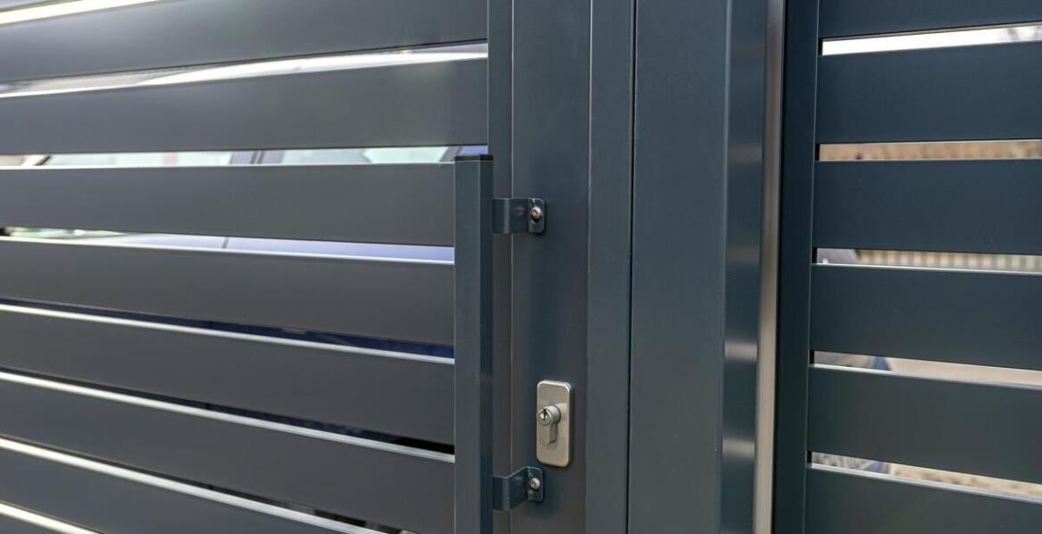 Jakie innowacje wpływają na trwałość nowoczesnych furtek?